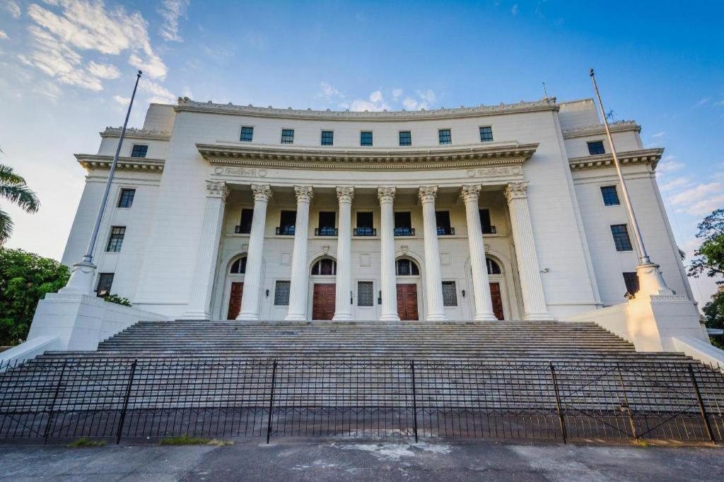 Amorsolo Mansion Hotel Manila Exterior photo